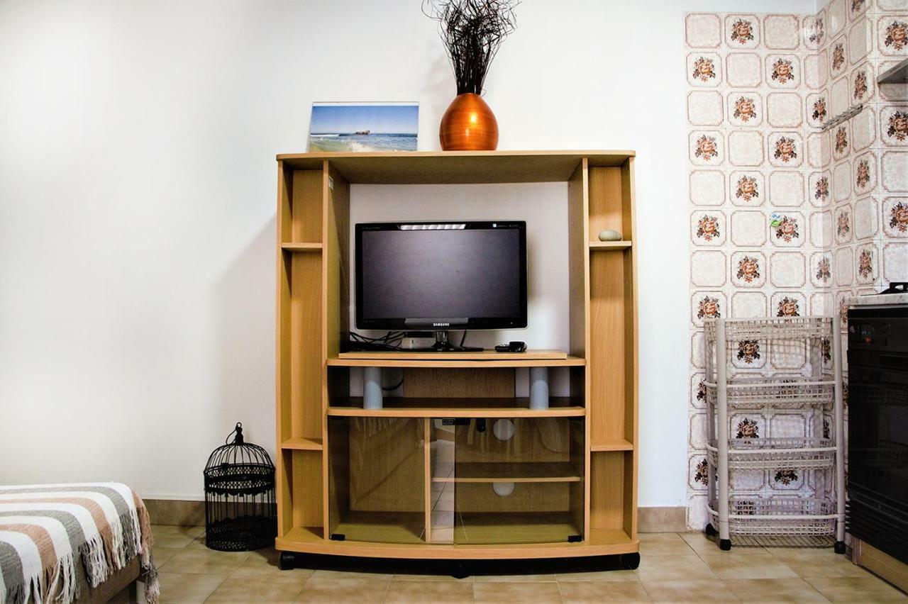 Appartement Apartamento T1, 50 Metros Da Praia à Quarteira Extérieur photo